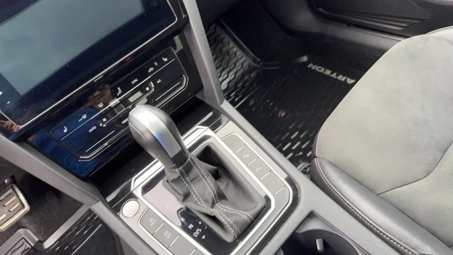 VOLKSWAGEN Arteon Arteon 2.0 TSI R-Line DSG