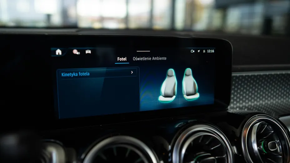 MERCEDES-BENZ GLB GLB 200 mHEV Progressive 7G-DCT