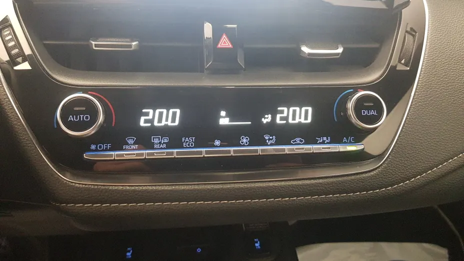 TOYOTA Corolla Corolla 1.8 Hybrid Comfort