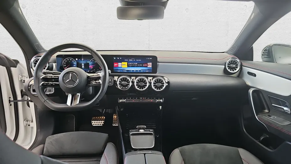 MERCEDES-BENZ CLA CLA 200 mHEV AMG Line 7G-DCT