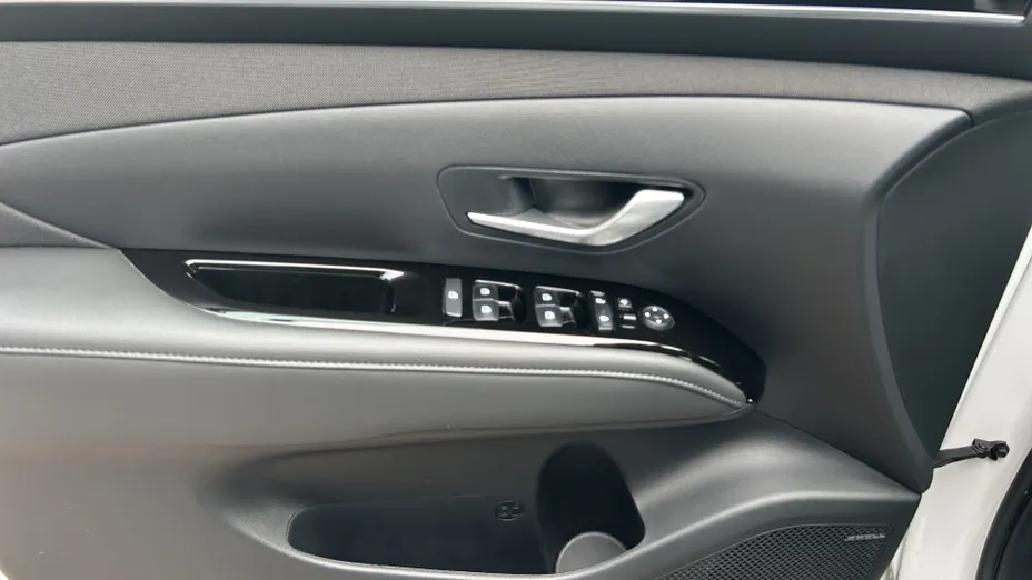 HYUNDAI Tucson Tucson 1.6 T-GDi HEV Smart 2WD