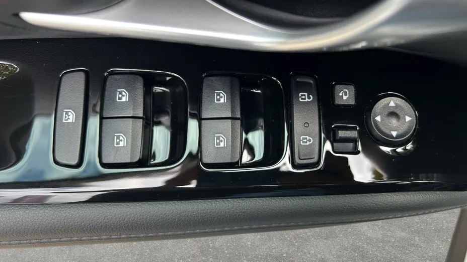 HYUNDAI Tucson Tucson 1.6 T-GDi HEV Smart 2WD