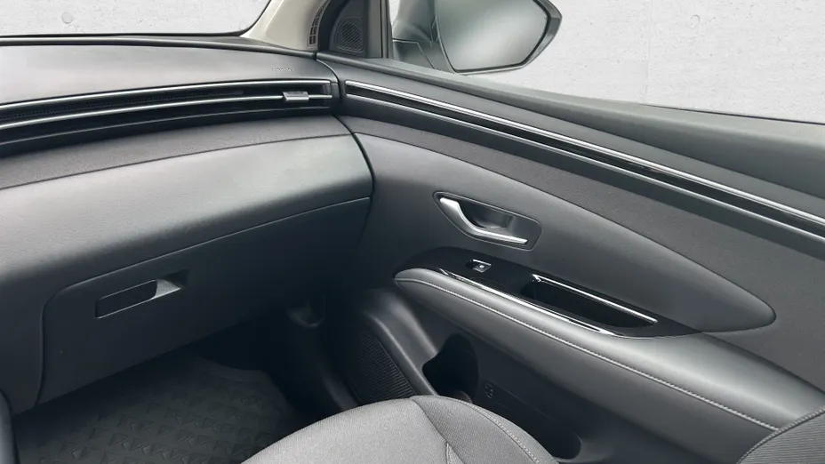 HYUNDAI Tucson Tucson 1.6 T-GDi HEV Smart 2WD