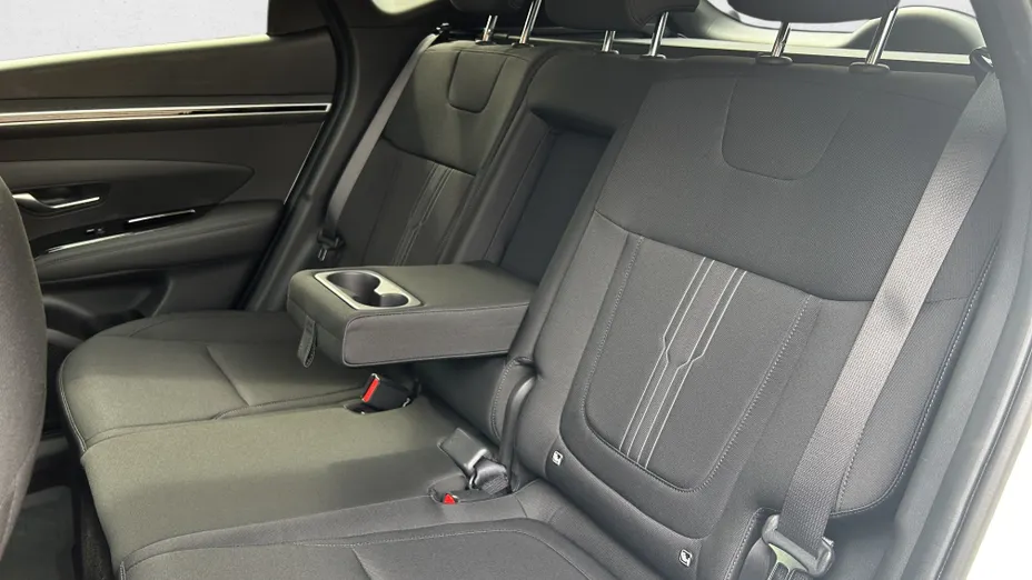 HYUNDAI Tucson Tucson 1.6 T-GDi HEV Smart 2WD