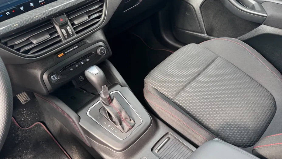 FORD Focus Focus 1.0 EcoBoost mHEV ST-Line X aut