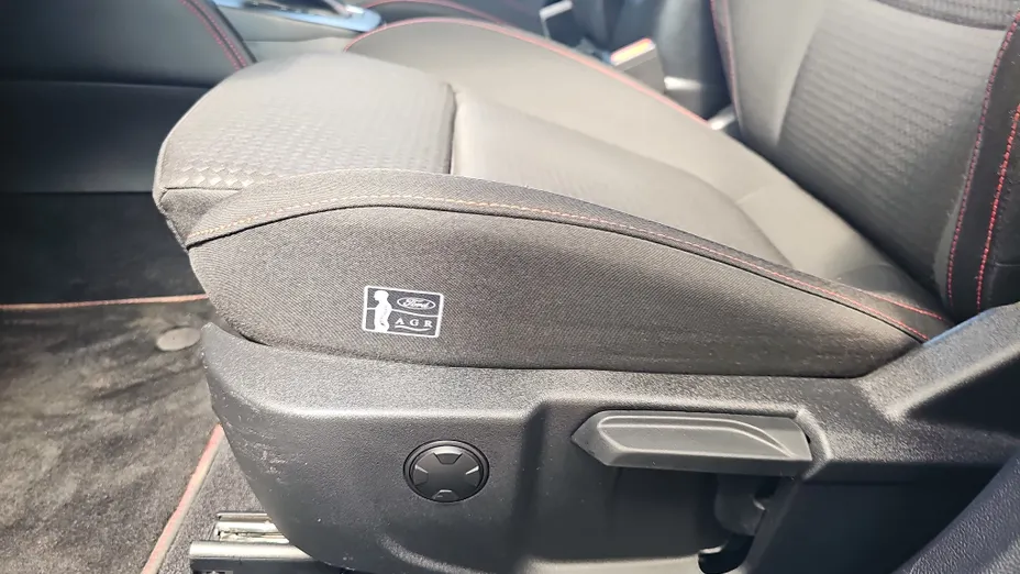FORD Focus Focus 1.0 EcoBoost mHEV ST-Line X aut