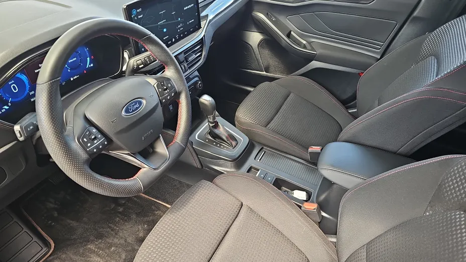 FORD Focus Focus 1.0 EcoBoost mHEV ST-Line X aut