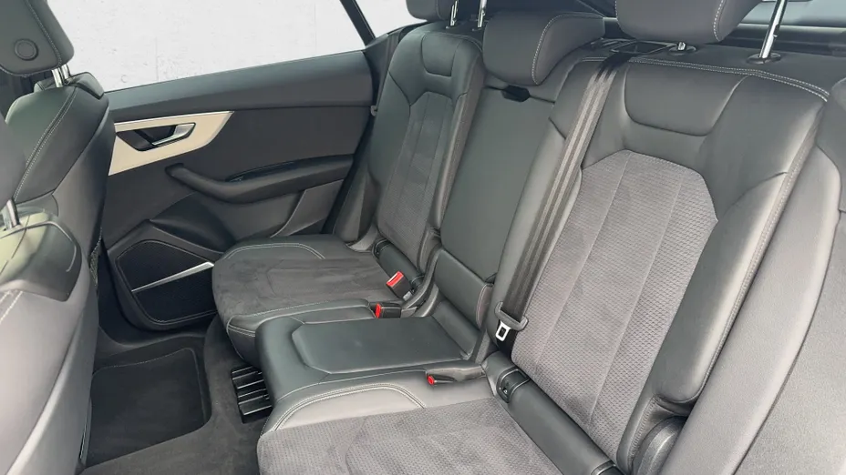 AUDI Q8 / E-Tron Q8 45 TDI mHEV Quattro Tiptronic