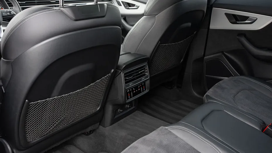 AUDI Q8 / E-Tron Q8 45 TDI mHEV Quattro Tiptronic