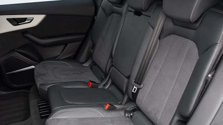 AUDI Q8 / E-Tron Q8 45 TDI mHEV Quattro Tiptronic