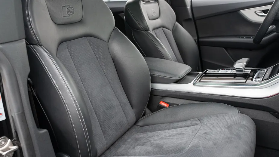AUDI Q8 / E-Tron Q8 45 TDI mHEV Quattro Tiptronic