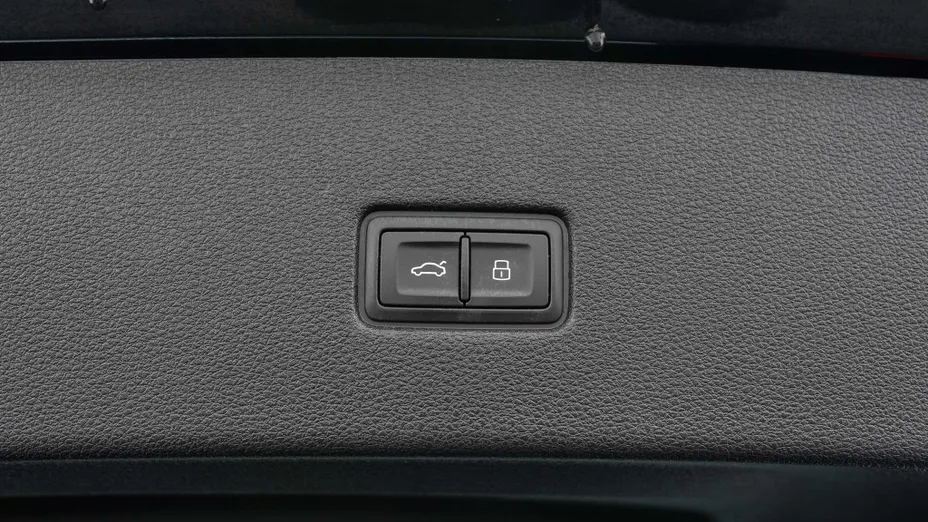 AUDI Q8 / E-Tron Q8 45 TDI mHEV Quattro Tiptronic