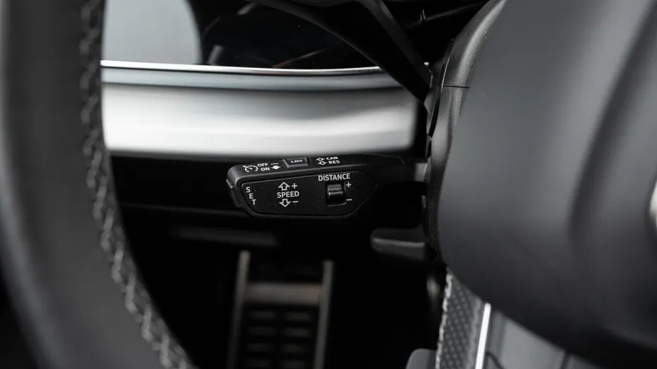 AUDI Q8 / E-Tron Q8 45 TDI mHEV Quattro Tiptronic