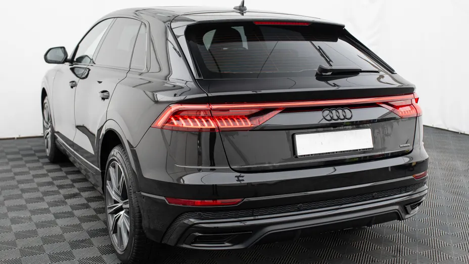 AUDI Q8 / E-Tron Q8 45 TDI mHEV Quattro Tiptronic