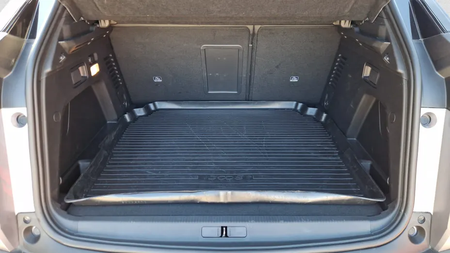 PEUGEOT 3008 3008 1.2 PureTech Allure Pack S&S EAT8