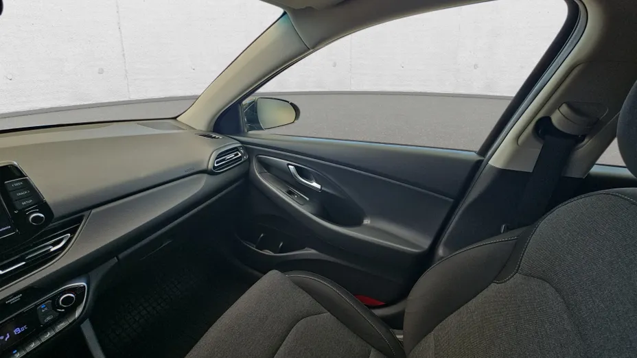 HYUNDAI i30 i30 1.0 T-GDI Smart
