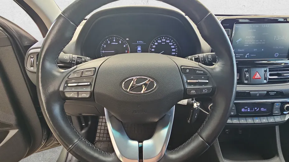 HYUNDAI i30 i30 1.0 T-GDI Smart