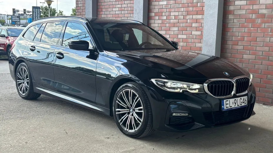 BMW Seria 3 320i M Sport sport-aut
