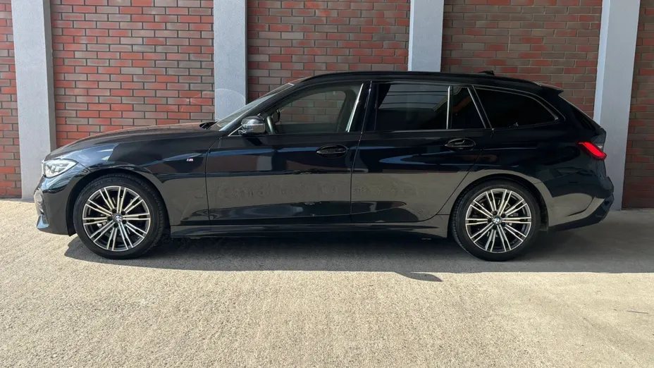 BMW Seria 3 320i M Sport sport-aut