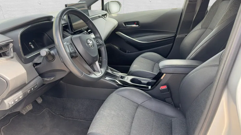 TOYOTA Corolla Corolla 2.0 Hybrid Style