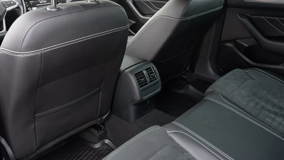 VOLKSWAGEN Passat Passat 2.0 TSI Elegance DSG