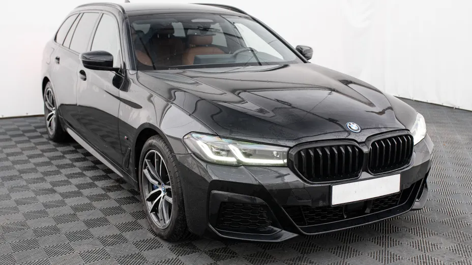 BMW Seria 5 530e xDrive M Sport sport-aut