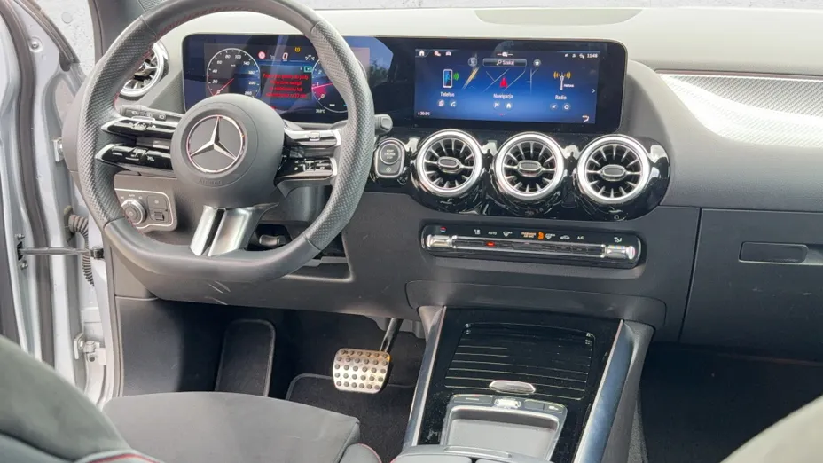 MERCEDES-BENZ GLA GLA 200 mHEV AMG Line 7G-DCT