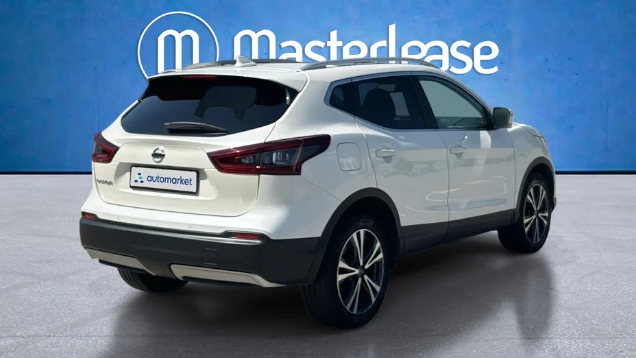 NISSAN Qashqai Qashqai 1.3 DIG-T N-Connecta DCT