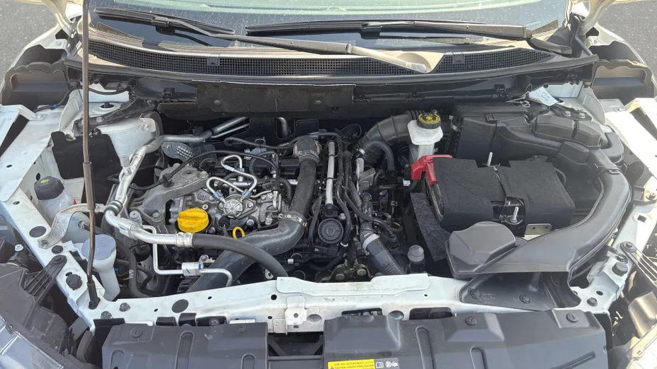 NISSAN Qashqai Qashqai 1.3 DIG-T N-Connecta DCT