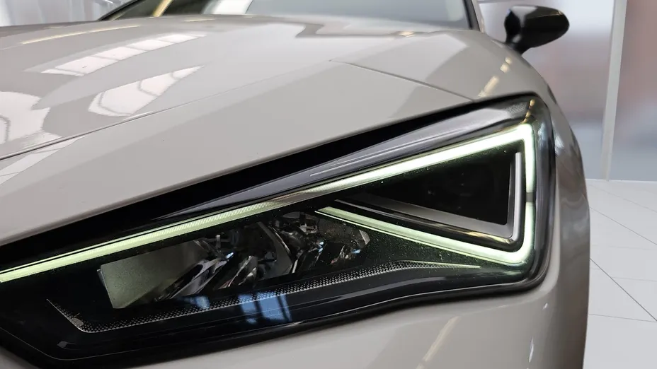 CUPRA Leon Leon 1.5 eTSI DSG