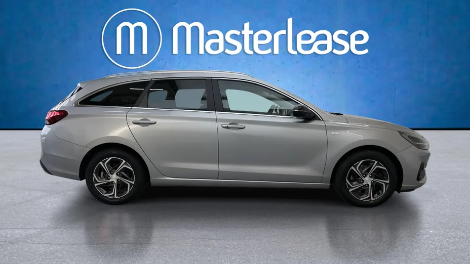 HYUNDAI i30 i30 1.5 T-GDI 48V Smart