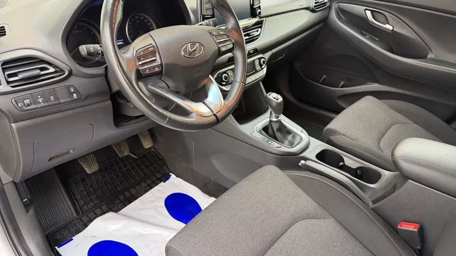 HYUNDAI i30 i30 1.5 T-GDI 48V Smart