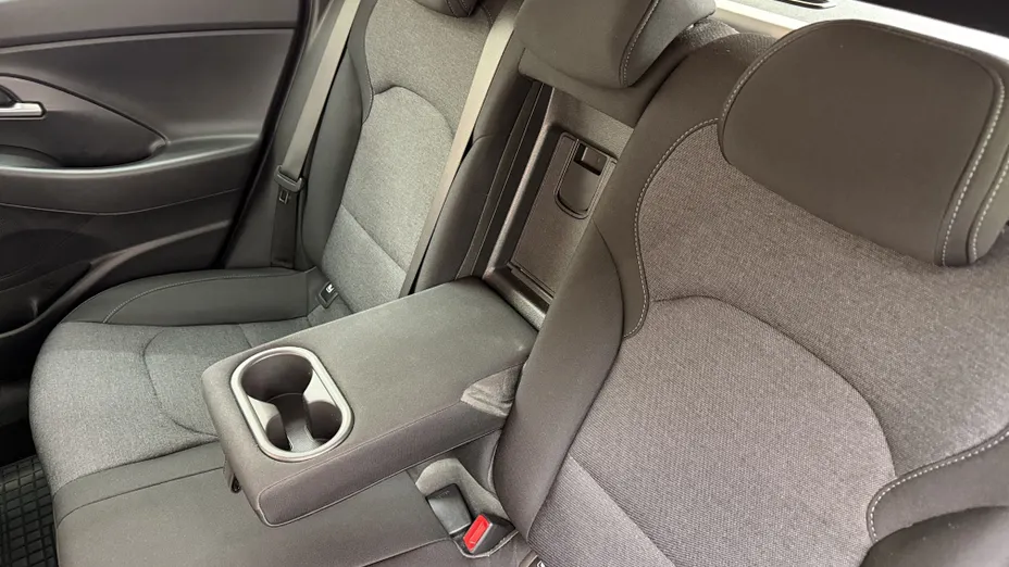 HYUNDAI i30 i30 1.5 T-GDI 48V Smart