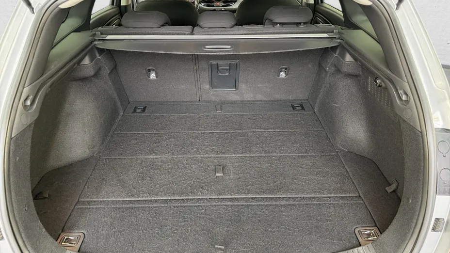 HYUNDAI i30 i30 1.5 T-GDI 48V Smart