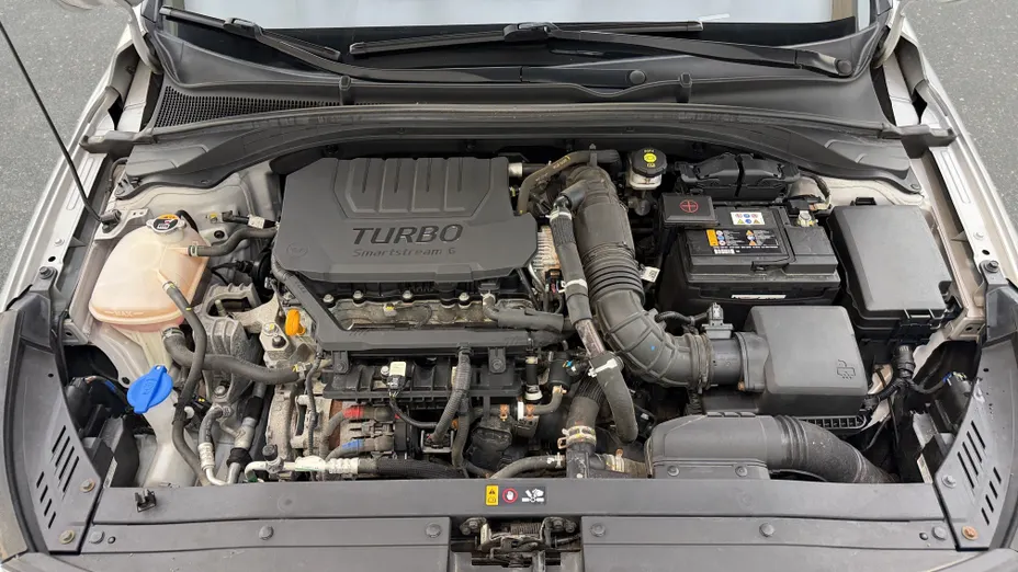HYUNDAI i30 i30 1.5 T-GDI 48V Smart