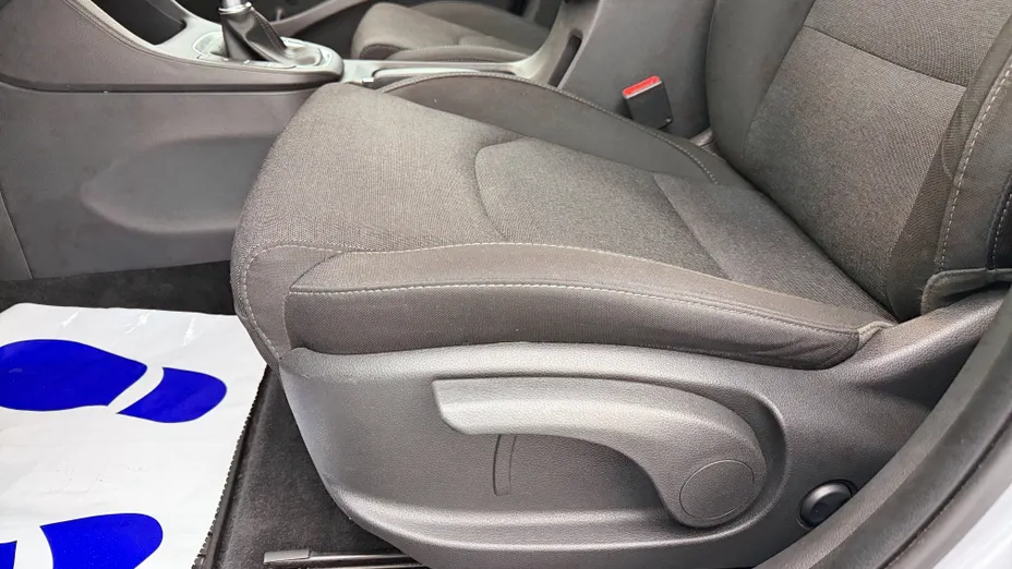 HYUNDAI i30 i30 1.5 T-GDI 48V Smart