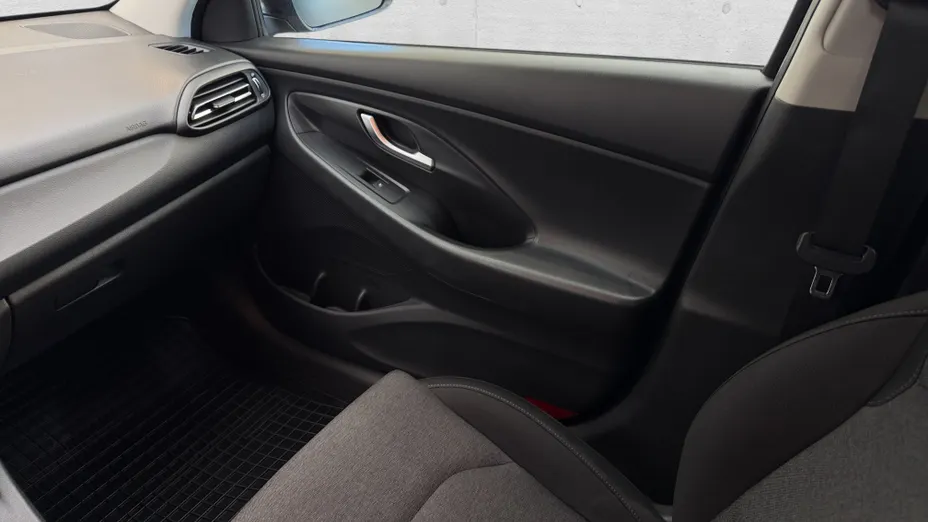 HYUNDAI i30 i30 1.5 T-GDI 48V Smart