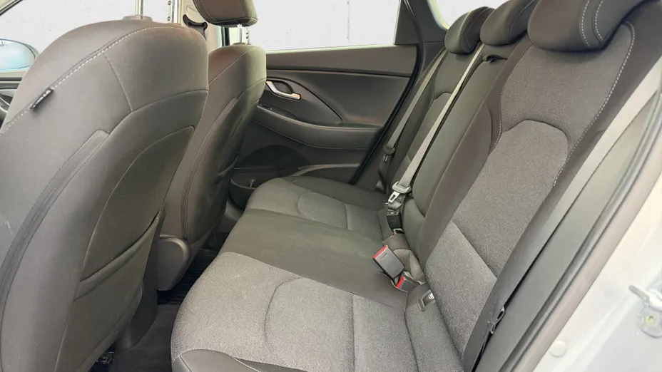 HYUNDAI i30 i30 1.5 T-GDI 48V Smart