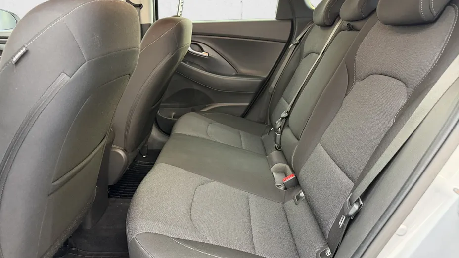 HYUNDAI i30 i30 1.5 T-GDI 48V Smart