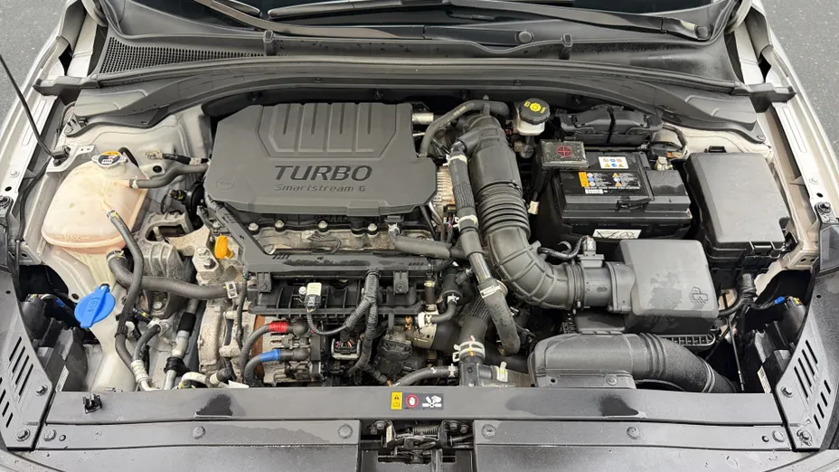 HYUNDAI i30 i30 1.5 T-GDI 48V Smart