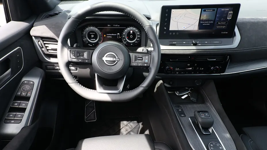 NISSAN Qashqai -