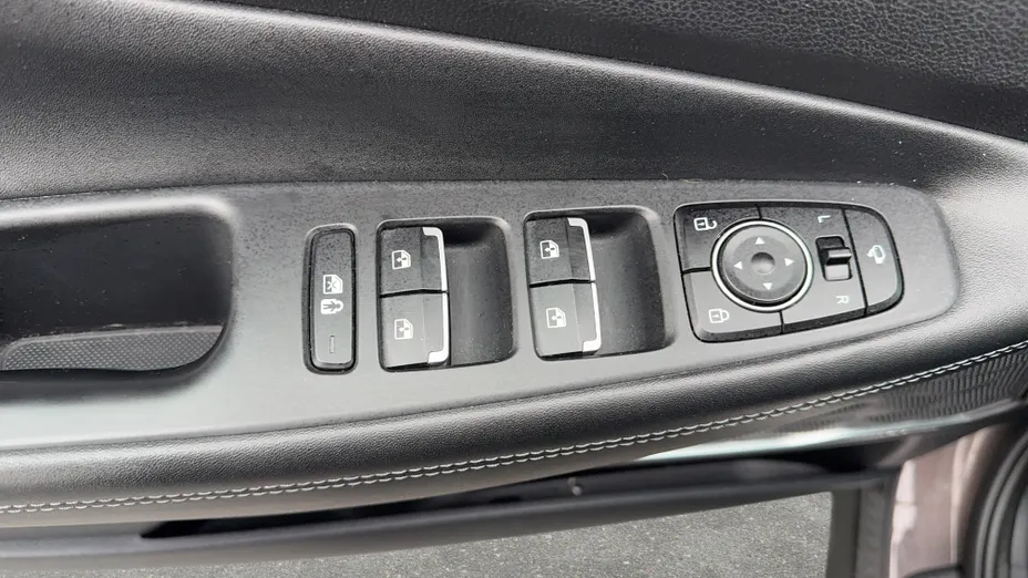 HYUNDAI Santa Fe Santa Fe 1.6 T-GDI HEV Platinum 4WD aut
