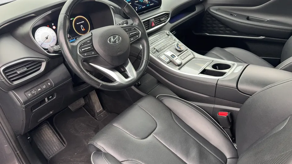 HYUNDAI Santa Fe Santa Fe 1.6 T-GDI HEV Platinum 4WD aut
