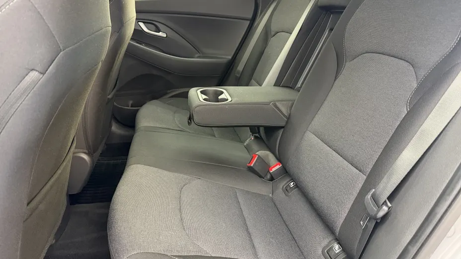 HYUNDAI i30 i30 1.5 T-GDI 48V Smart