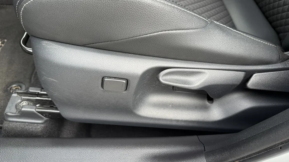 TOYOTA Yaris Yaris Hybrid 1.5 Executive