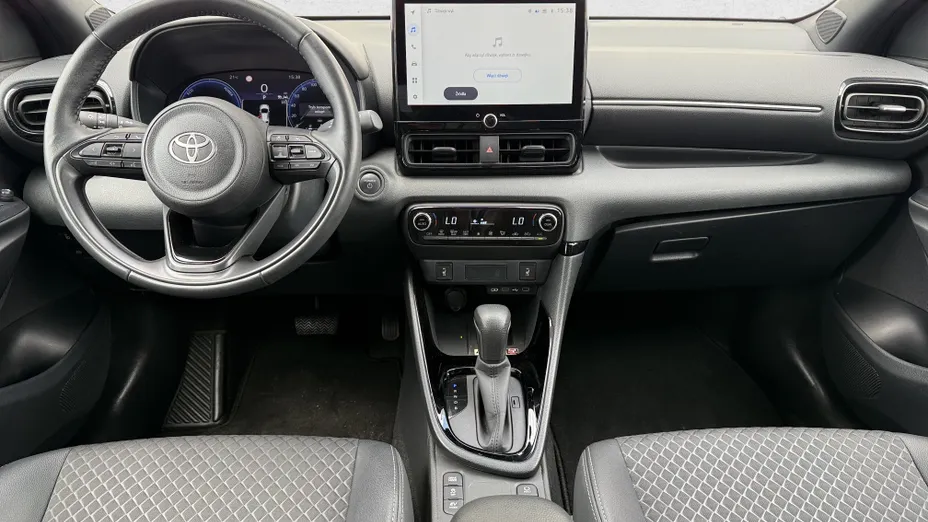 TOYOTA Yaris Yaris Hybrid 1.5 Executive