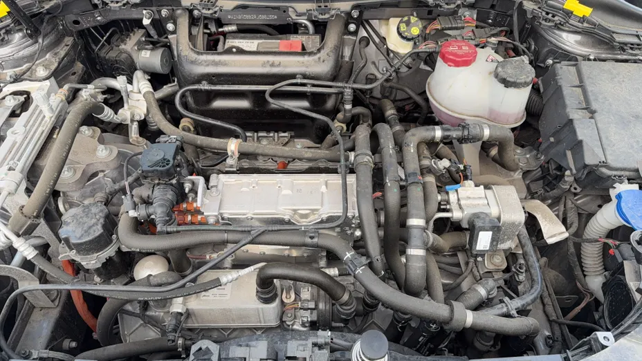 MERCEDES-BENZ EQA EQA 250 66.5kWh AMG Line