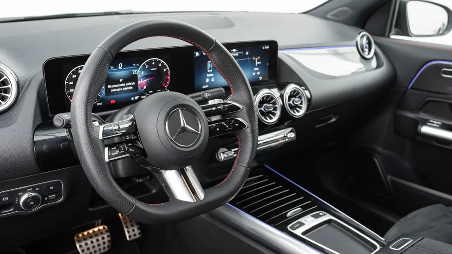 MERCEDES-BENZ GLA GLA 200 mHEV AMG Line 7G-DCT