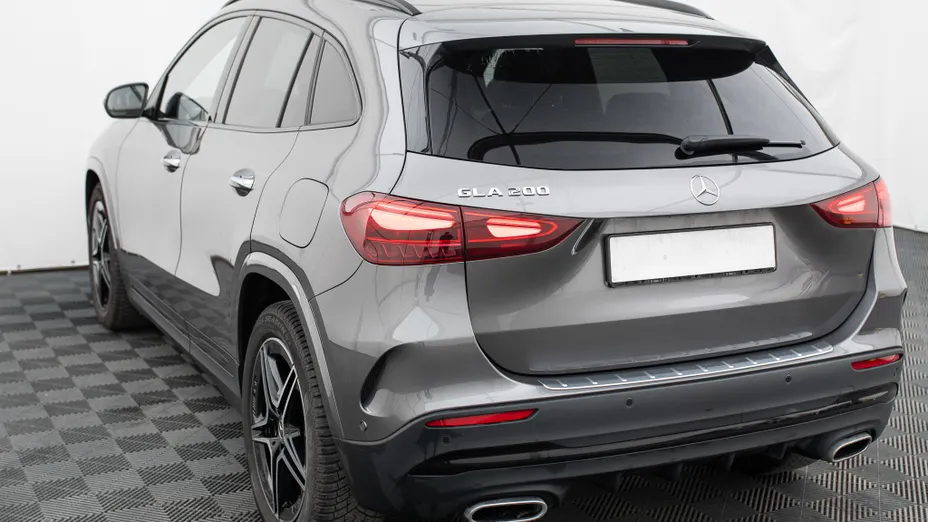 MERCEDES-BENZ GLA GLA 200 mHEV AMG Line 7G-DCT