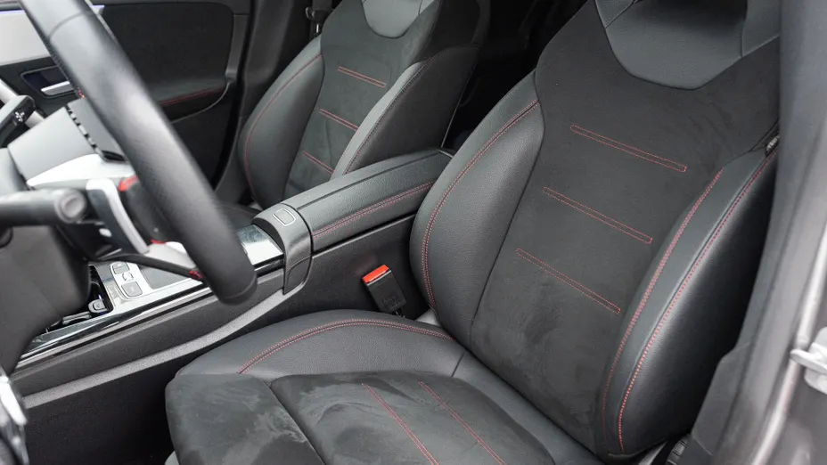 MERCEDES-BENZ CLA CLA 200 mHEV AMG Line 7G-DCT